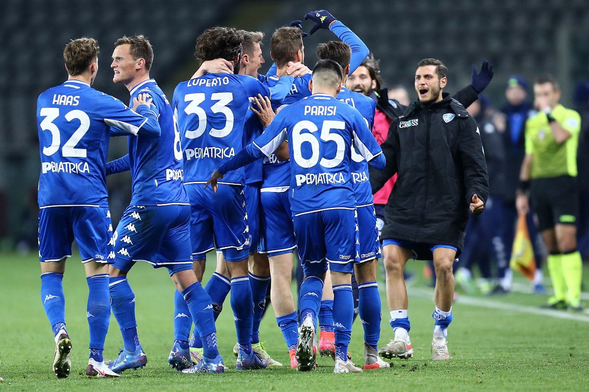 仅点燃了现 仅点燃了现